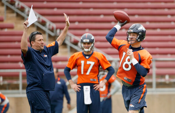 The quarterback coach Greg Knapp