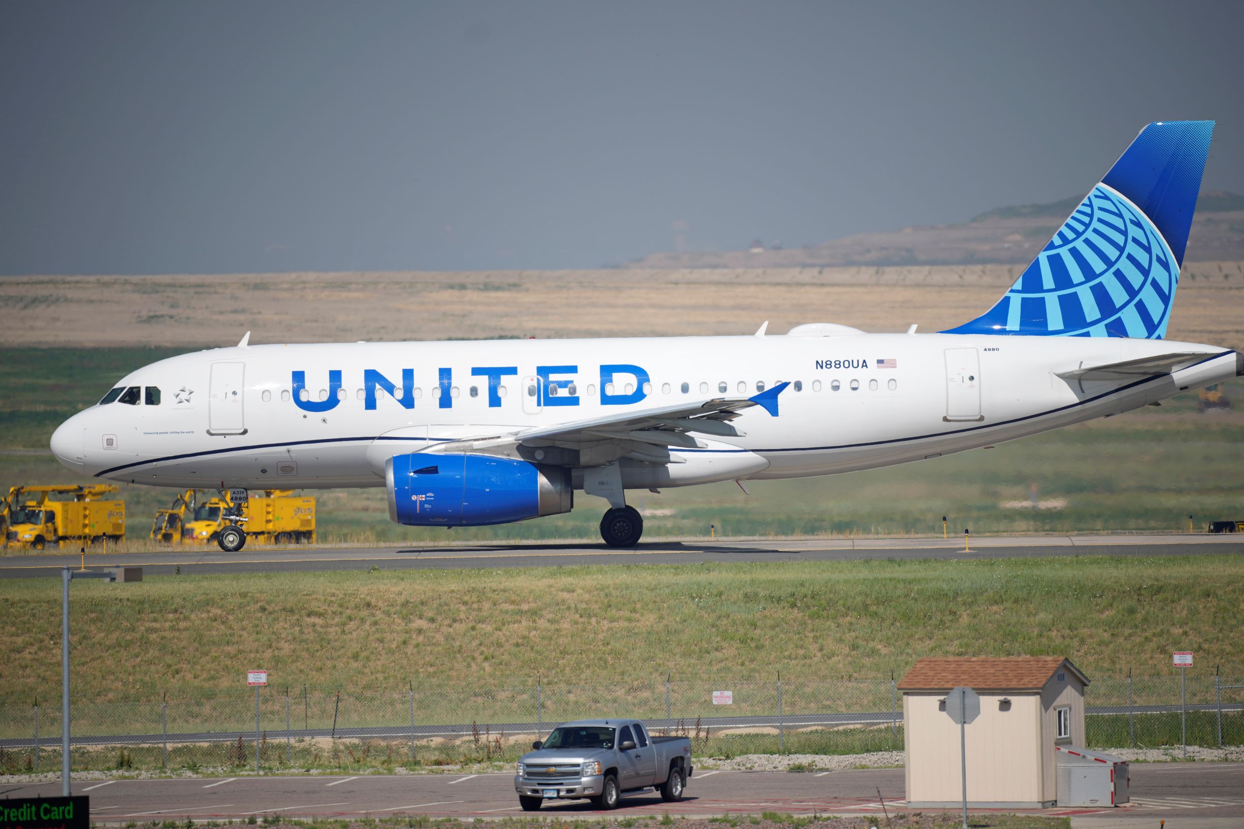 United Airlines Stages Large Passenger Flight Using Sustainable Aviation Fuel - Vimarsana News