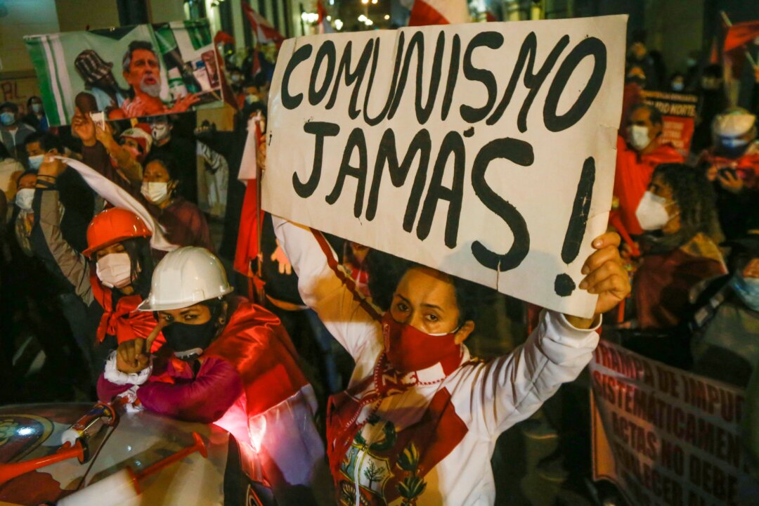 Peru’s Attorney General Opens Probe of President Over Alleged Contract Collusion