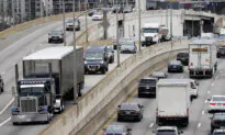 US Probes Overheating Brakes That Cause Fires in 500,000 Semis