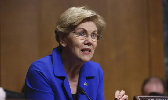 Senators Introduce Bill Restricting Retired Military From Working for Foreign Powers