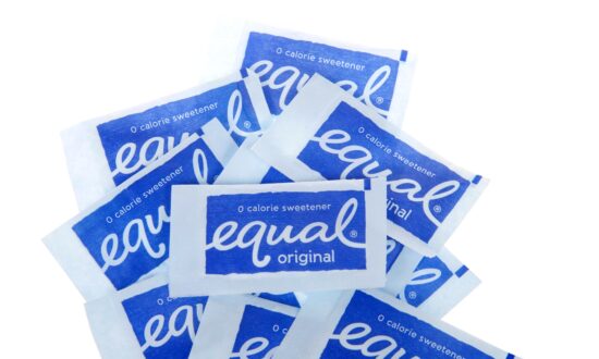 How Artificial Sweeteners Destroy Your Gut