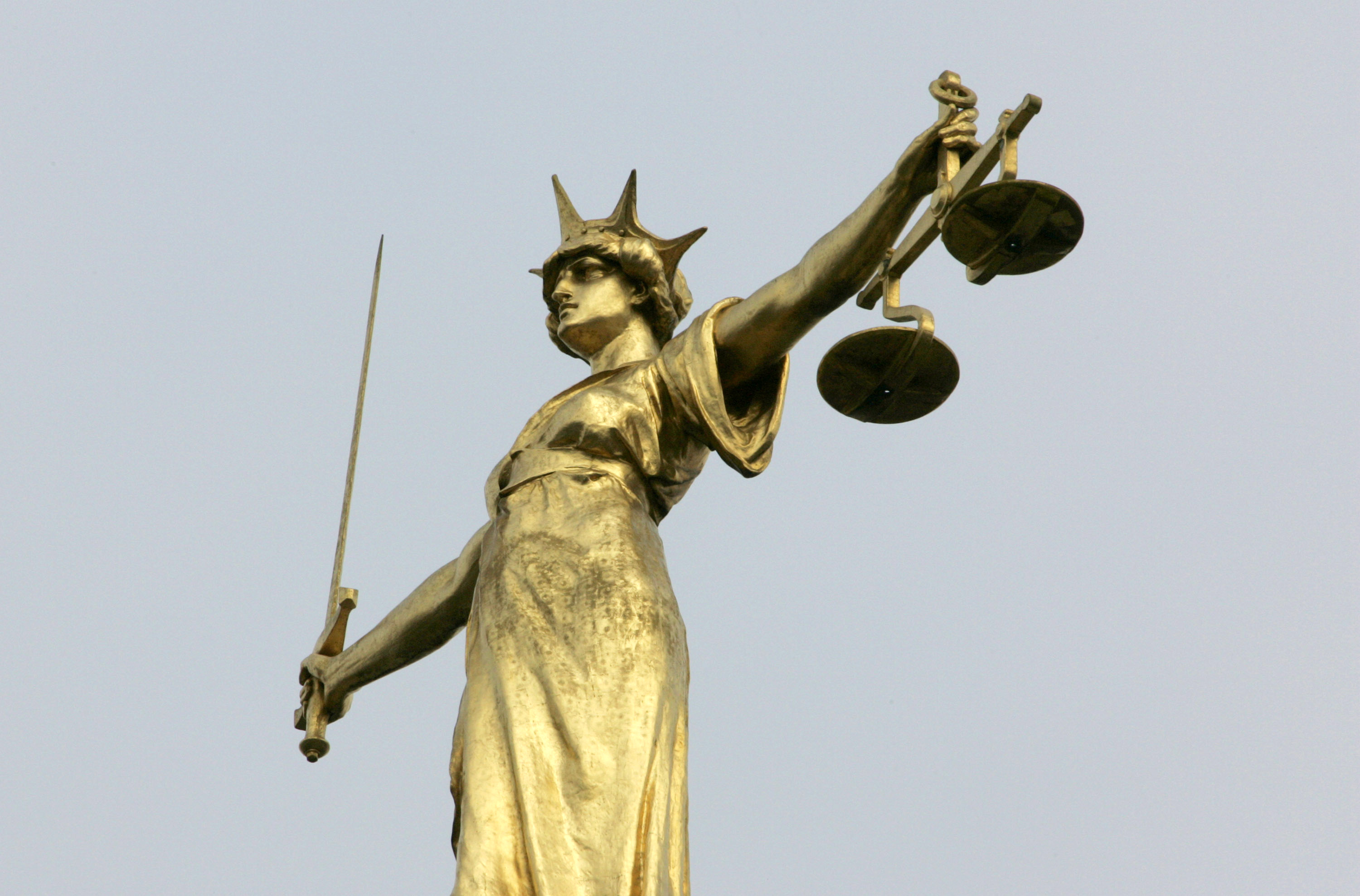UK Man Accused of Murder Tells Jury He Ran After Victim Because He Was 'Curious' - Vimarsana News