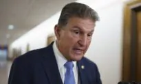 Manchin Says Democrats’ $3.5 Trillion Budget Bill Remains ‘Fiscal Insanity’ on Eve of Vote