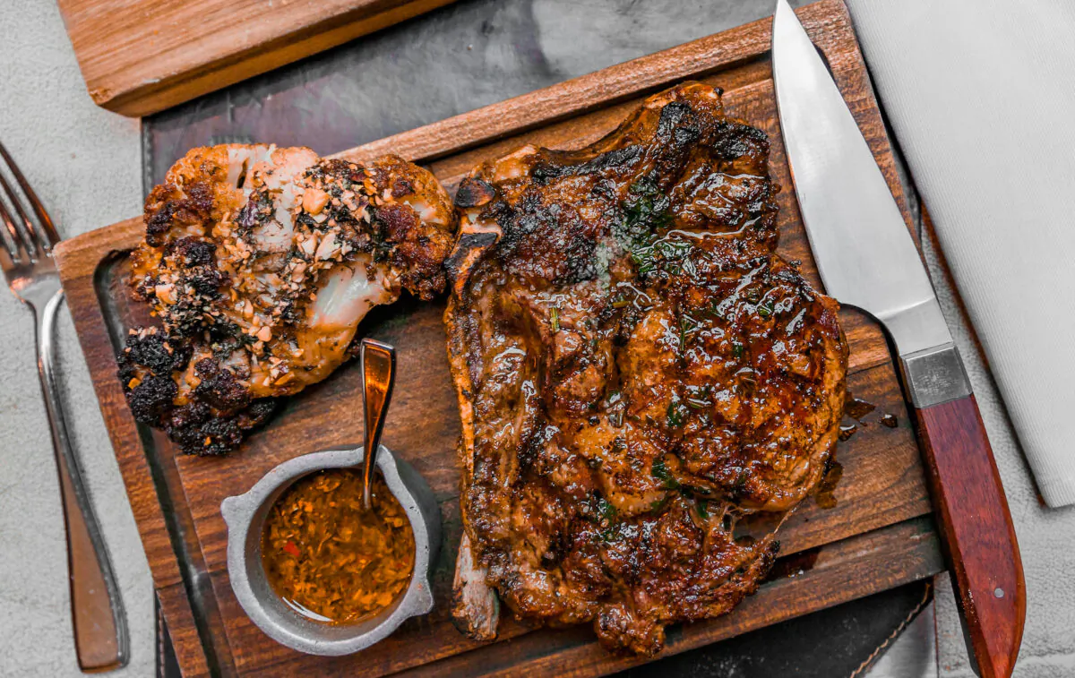 In Argentina, barbecue is an art. (Jiann/Shutterstock)
