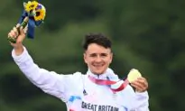 Britain’s Pidcock Storms to Cross-Country Gold