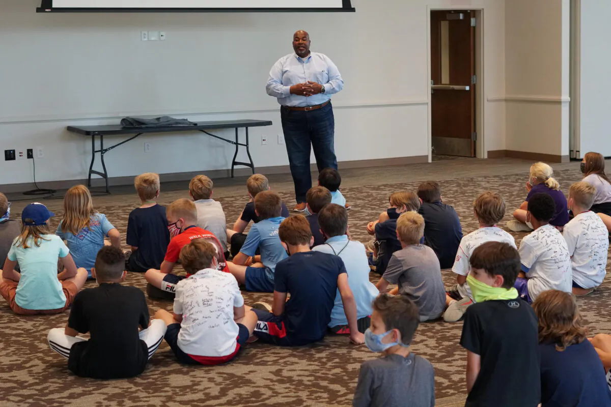 North Carolina Lt. Gov. Mark Robinson visits a K-12 classroom. (Courtesy photo from Robinson's communication team)
