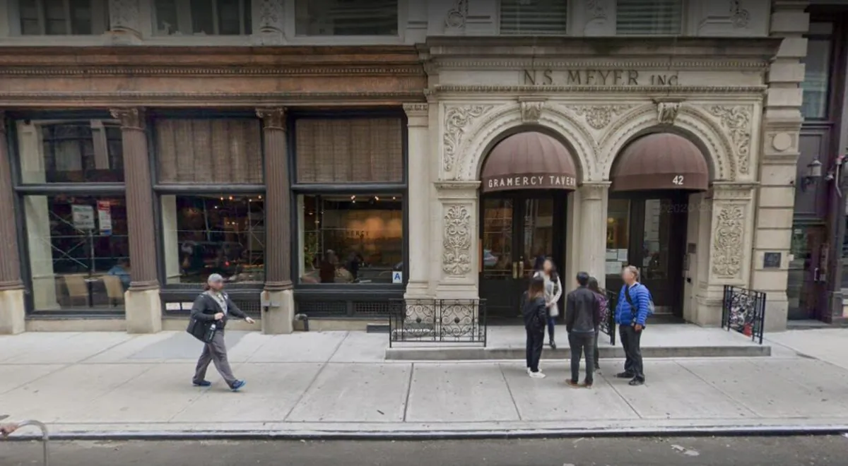 A screenshot of Gramercy Tavern taken on July 29, 2021, one of several properties owned by the Union Square Hospitality Group, where the COVID-19 vaccine mandate policy will be implemented in New York City. (Screenshot via Googlemaps.com)