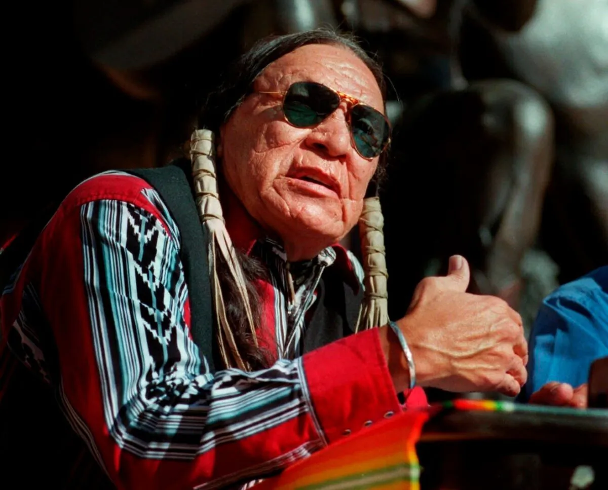 Saginaw Grant, veteran actor and writer, responds to a question during a news conference, at the Gene Autry Museum in Los Angeles, Calif., on Feb. 18, 2000. (E.J. Flynn/AP Photo)
