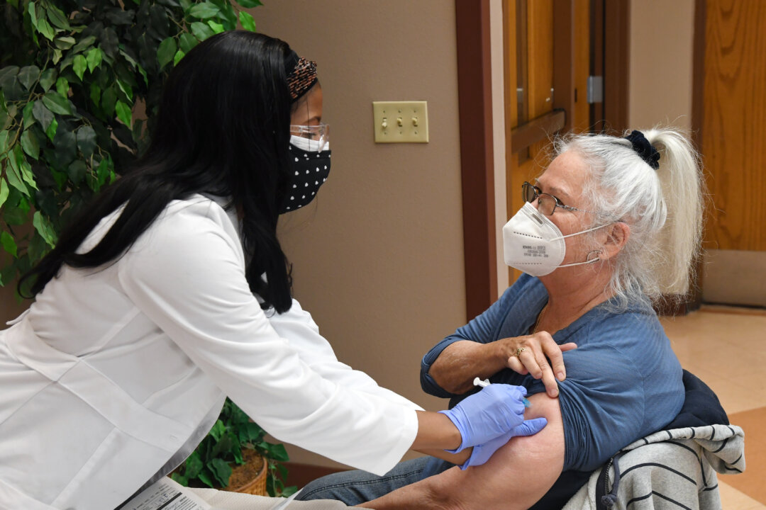 Uncertainty surrounds the new recommendation of the RSV vaccine. (Ethan Miller/Getty Images)
