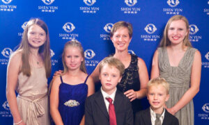 Professional Musician Describes Shen Yun Orchestra as ‘Phenomenal’