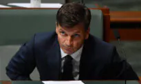 Australia’s Major Parties at War Over Fossil Fuel Funding