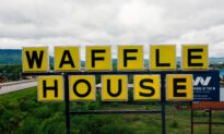 Anonymous Country Star Tips Waffle House Waitress $1,000