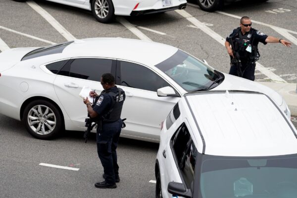 Pentagon Police officers