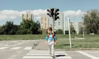 Kids Set Free to Roam on Their Own Feel More Confident Navigating in Adulthood