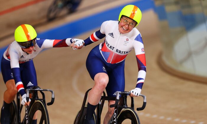 Kenny Wins Fifth Gold As Britain Win Women’s Madison | The Epoch Times