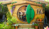 British Man Builds ‘Hobbit House’ in His Backyard to Fulfill Childhood Dream