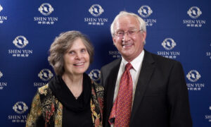 College Professor Leaves Shen Yun Performance Feeling Lighter