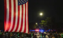 1 Chicago Officer Killed, 1 Wounded in Traffic Stop Shooting