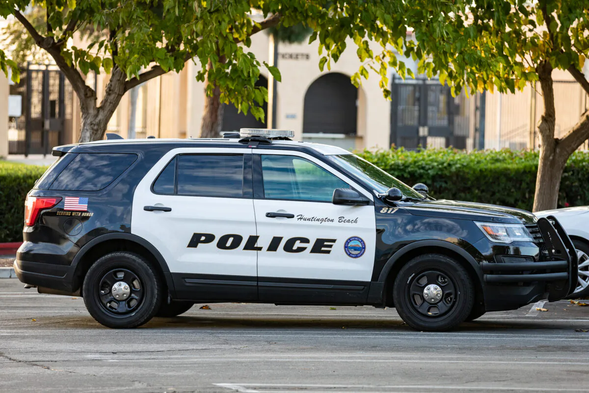 Huntington Beach Police Station in Huntington Beach, Calif., on Nov. 12, 2020. (John Fredricks/The Epoch Times)