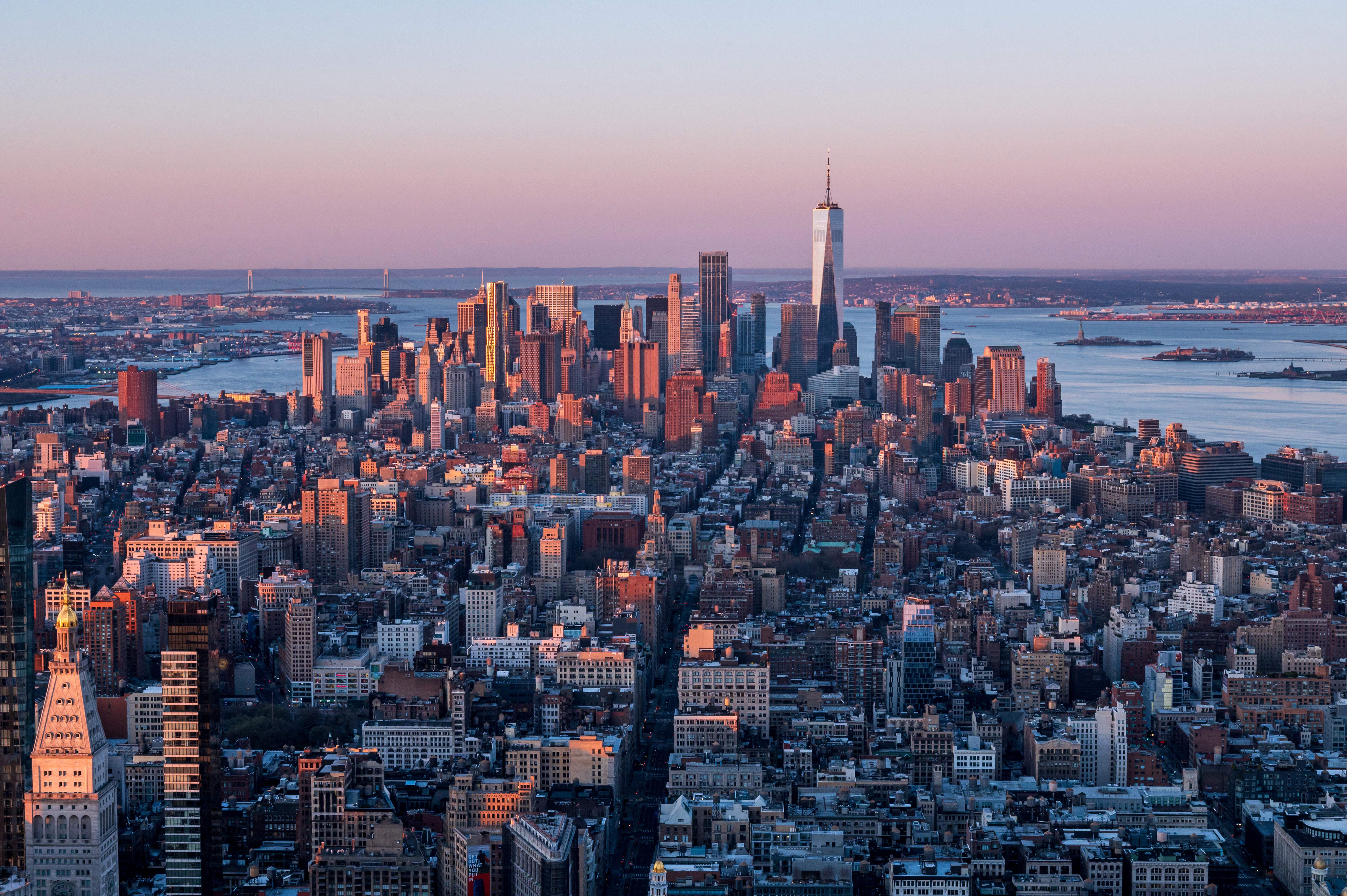 NYC Teacher, Subway Worker Sue City for 'Abusing' Retirement Fund for Climate Goals - Vimarsana News