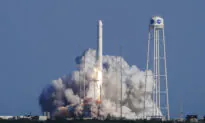 Space Station Supplies Launched With a Pizza Delivery for 7