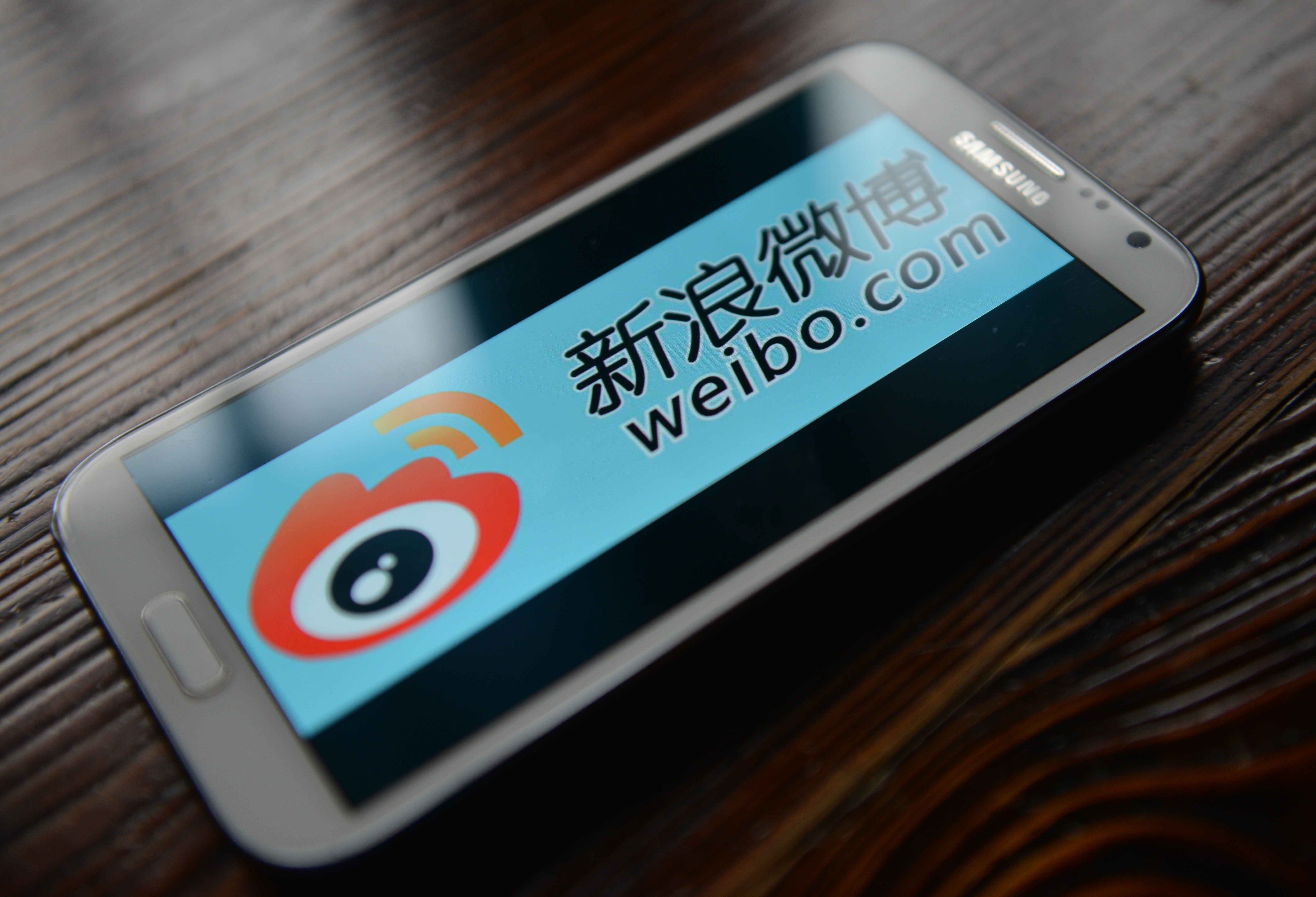 Chinese Comedian Who Mocks Beijing's Rhetoric Censored After North American Tour Wraps Up in Toronto - Vimarsana News