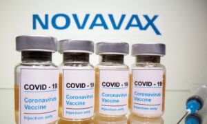 Australia approves Novavax COVID-19 vaccine and new COVID oral drug treatments thumbnail