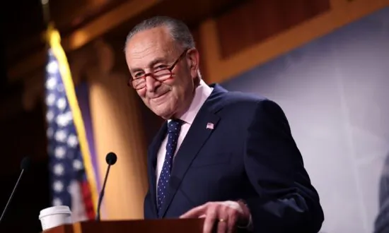 Top Democrat Wants Federal Clampdown on Fake Vaccine Cards