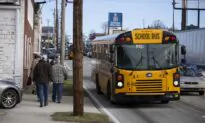 Federal Judge Blocks Tennessee Law Banning Schools Mask Mandates