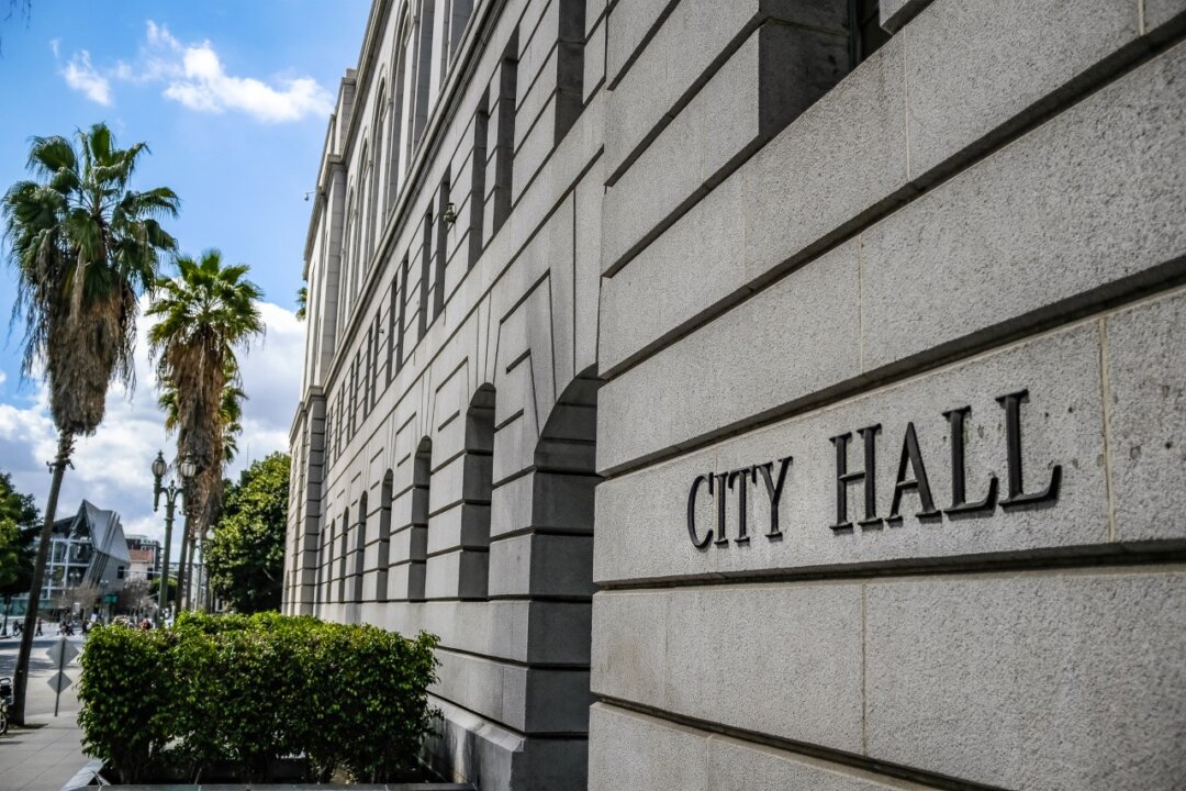 Los Angeles to Create Ordinance Requiring Vaccination to Enter Restaurants, Retail Stores