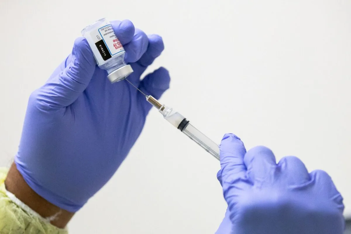 Moderna vaccination in Lestonnac Free Clinic in Orange, Calif. on March 9, 2021. (John Fredricks/The Epoch Times)