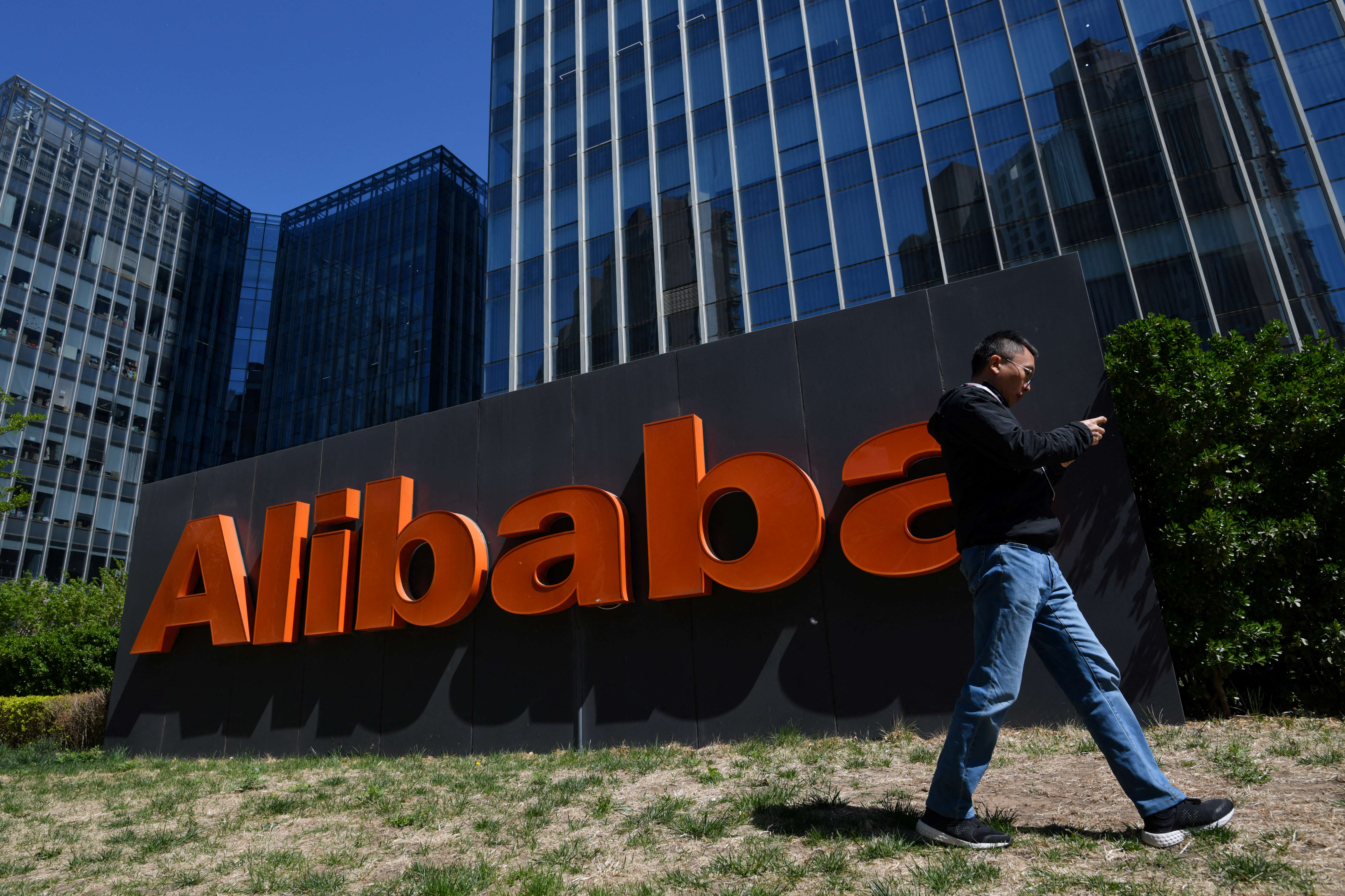 China's Crackdown on Tech Companies Is a Warning to US Investors: Expert - Vimarsana News