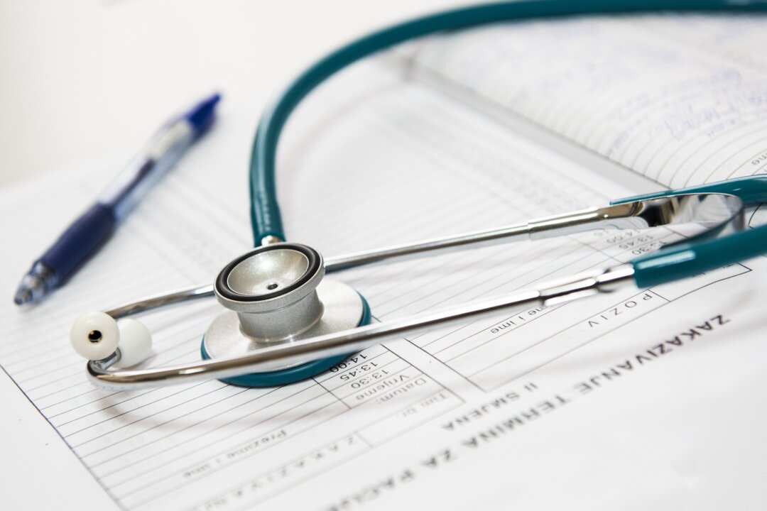 Owner of West LA Pharmacy Sentenced to Prison for Health Care Fraud