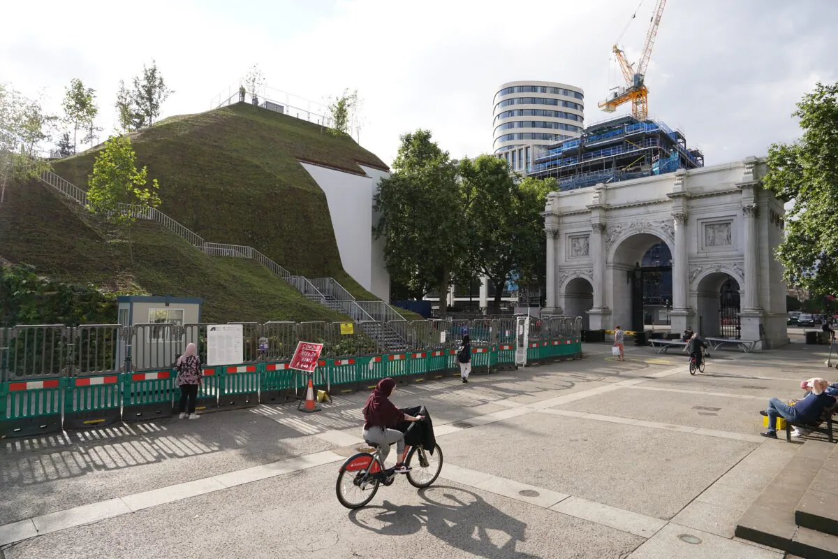The Marble Arch Mound in central London which has opened to the public, in London, Britain, on July 27, 2021. (Dominic Lipinski/PA)