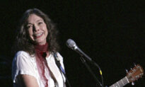Grammy-Winning Folk Singer-Songwriter Nanci Griffith Dies