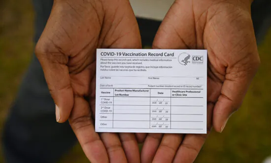 Strict COVID-19 Vaccine Passport Mandate Takes Effect in Los Angeles
