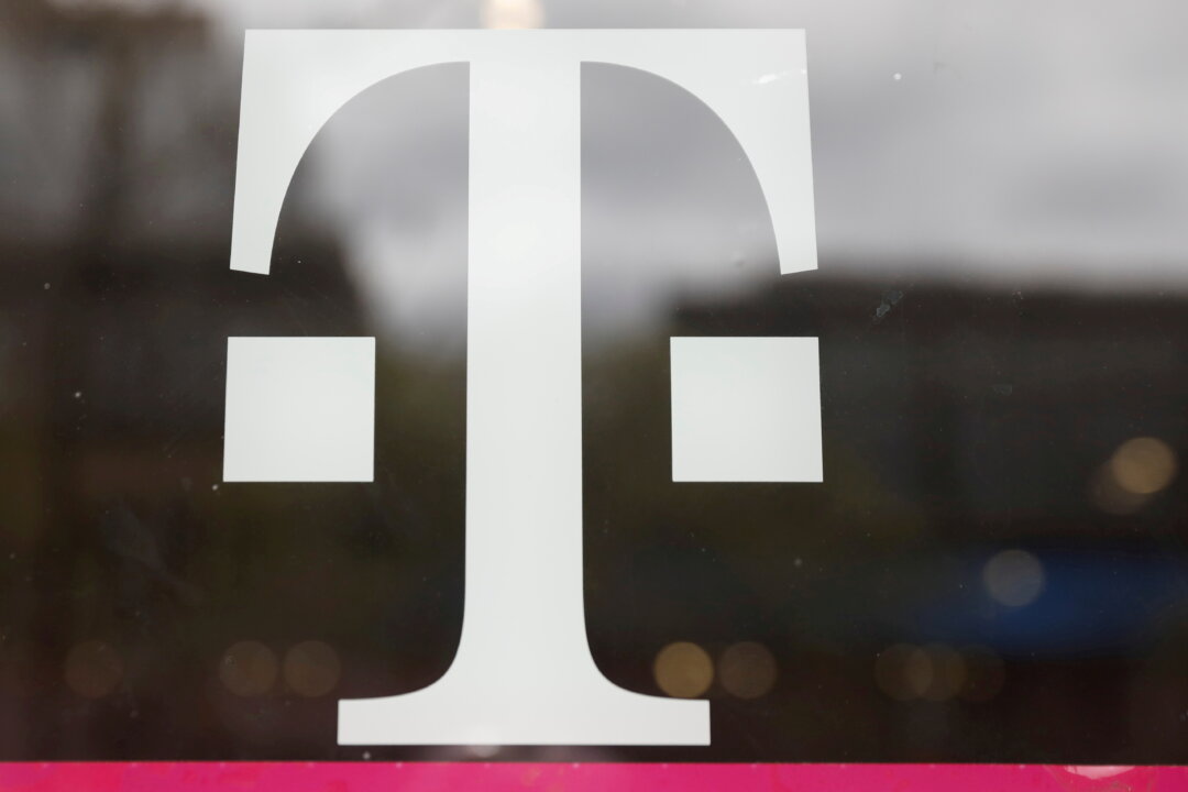 T-Mobile Investigating Claims of Customer Data Breach