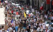 ‘Take Back Your Pass’: Mass Protests Erupt Against COVID-19 Vaccine Passports in France