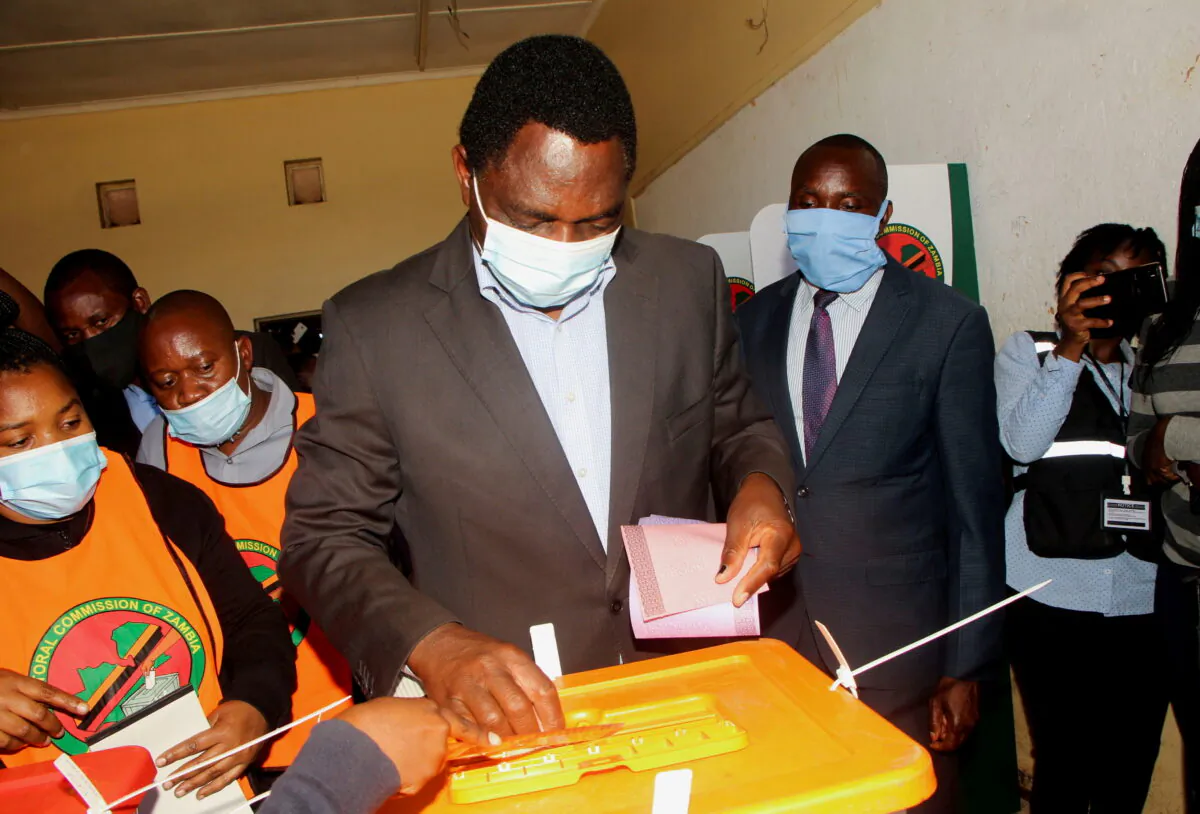 Opposition UPND party's presidential candidate Hakainde Hichilema casts his ballot in Lusaka, Zambia, on Aug. 12, 2021. (Jean Ndaisenga/Reuters)