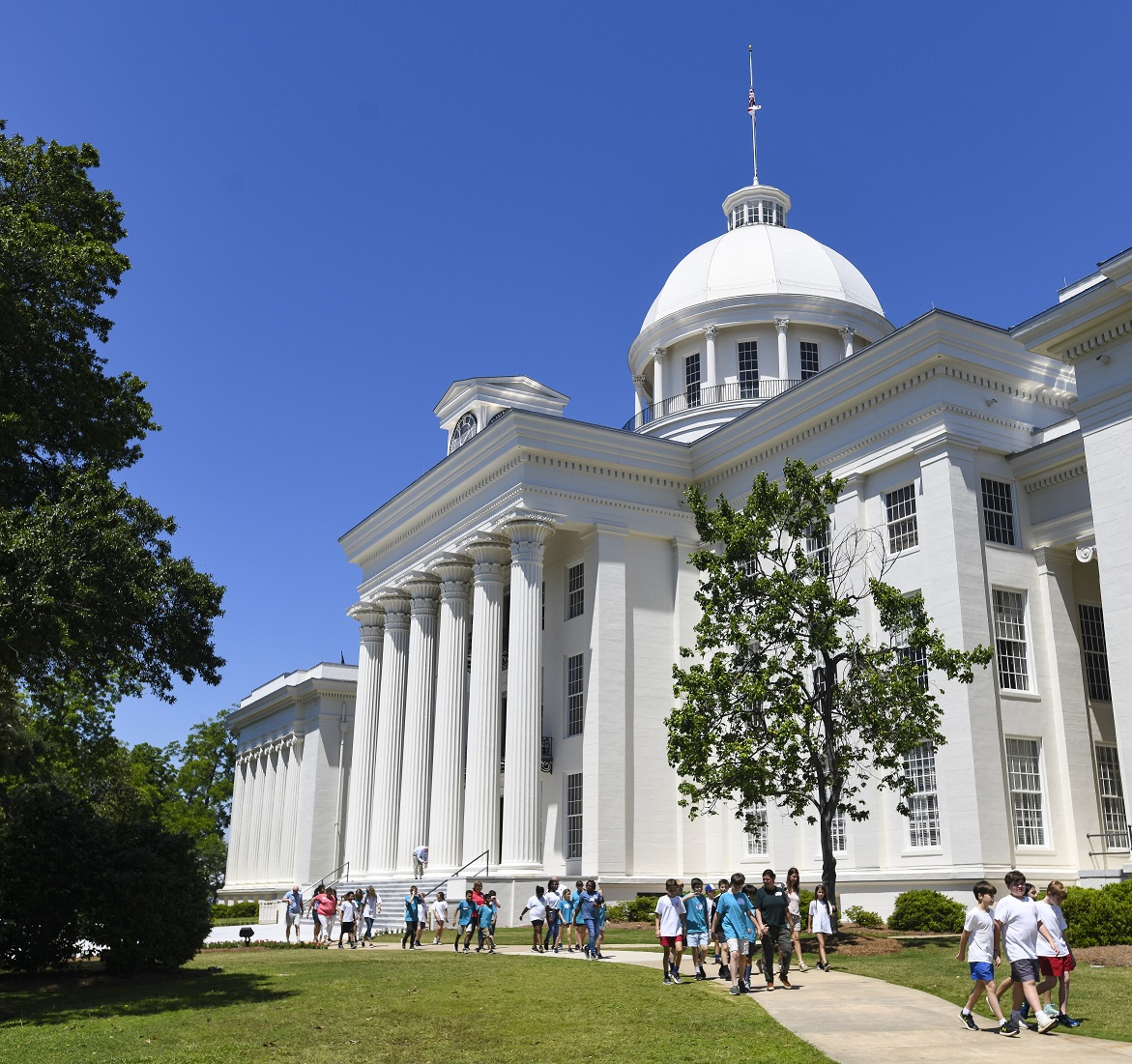 “Alabama Does What Alabama Does” Black Lawmakers Decry SCOTUS Forced Redistricting Maps Passed by GOP