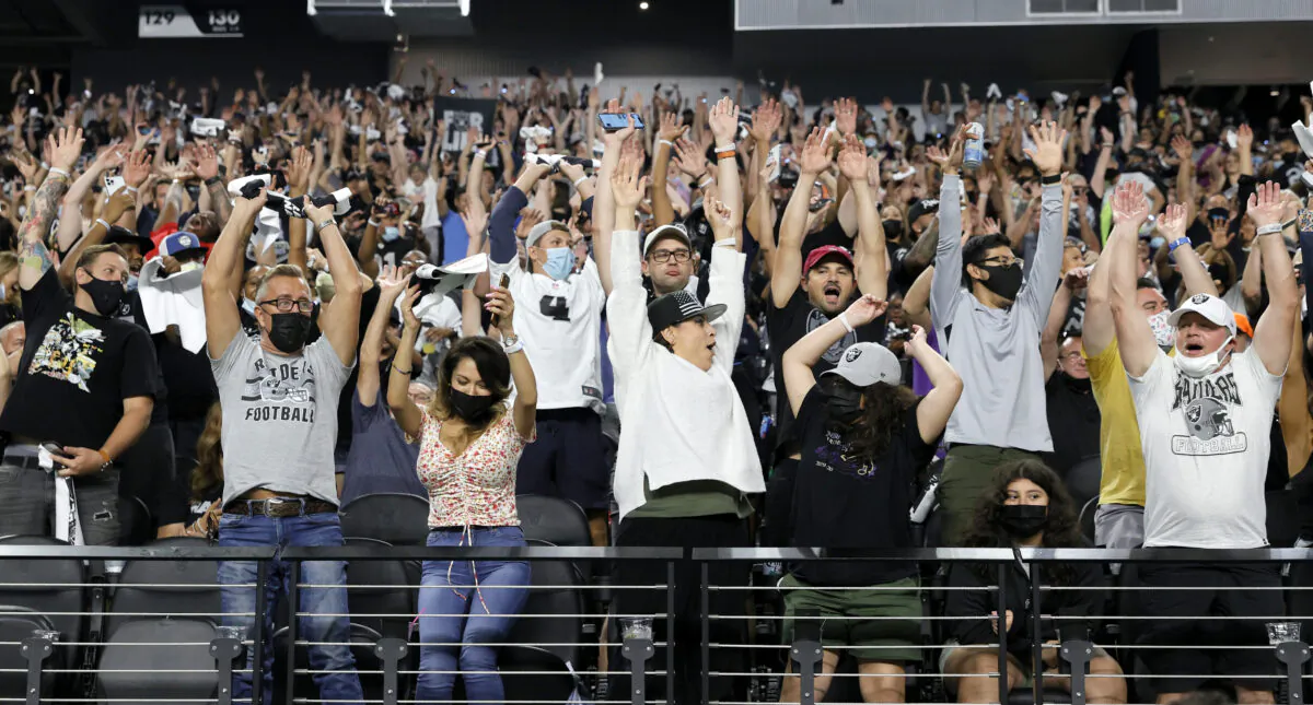 Fans do the wave during a preseason game between the Seattle Seahawks and the Las Vegas Raiders at Allegiant Stadium on Aug. 14, 2021 in Las Vegas, Nevada. (Ethan Miller/Getty Images)