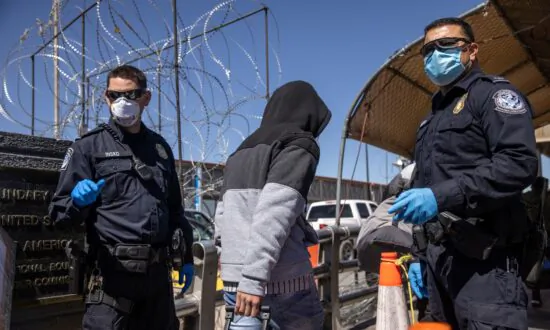 Biden Admin to Double Number of Asylum Officers at Border, Empower Them to Accept or Reject Arrivals