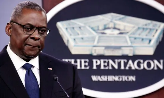Secretary of Defense: US Can’t Collect ‘Large Numbers’ of Americans From Afghanistan