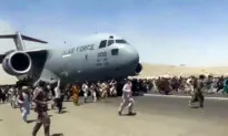 ‘First-Come, First-Serve’: US Embassy Says Military Can’t Ensure ‘Safe Passage’ to Kabul Airport