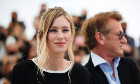 Dylan Penn Takes the Lead in Family-Affair ‘Flag Day’