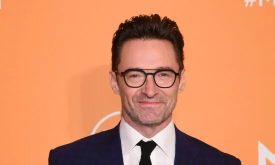 Water Baby Hugh Jackman Get Soaking in Sci-Fi Thriller ‘Reminiscence’