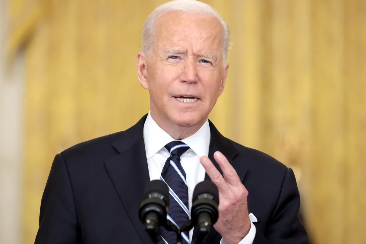 U.S. President Joe Biden gestures as he delivers remarks on the COVID-19 response and the vaccination program in the East Room of the White House in Washington on Aug. 18, 2021. (Anna Moneymaker/Getty Images)