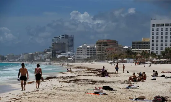 Hurricane Grace Makes Landfall Near Mexico’s Tulum Temples