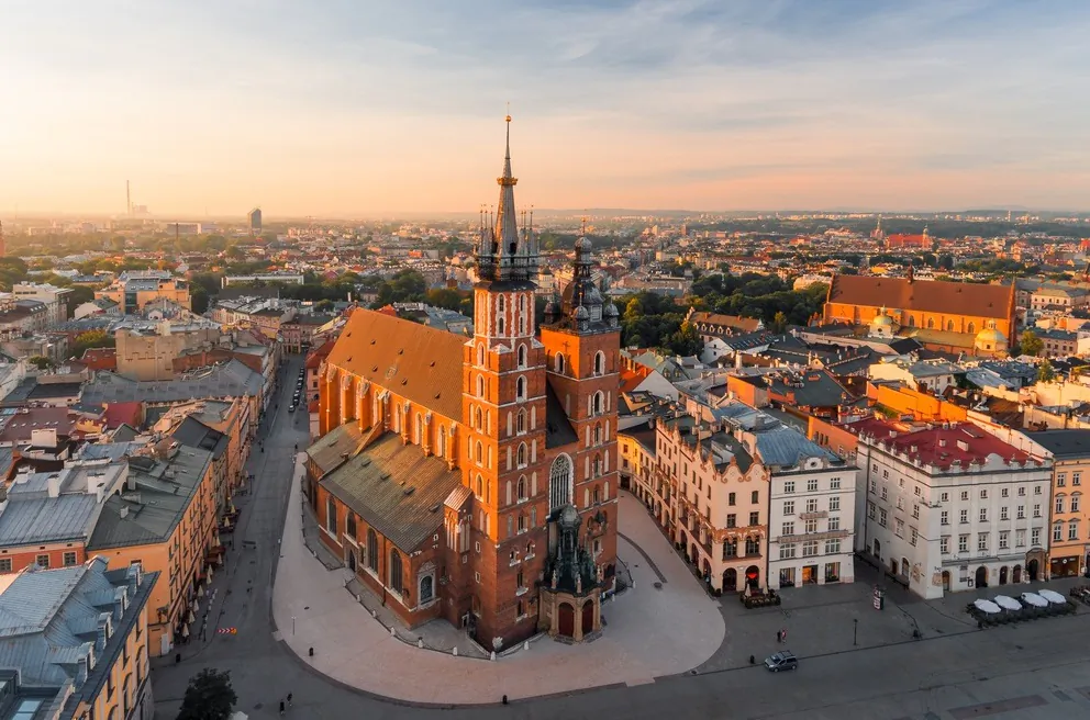 Krakow's Market Square. (den_didenko/Shutterstock)